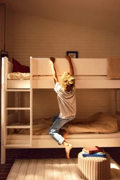 FLEXA Bunk Beds*Bunk bed w. straight ladder