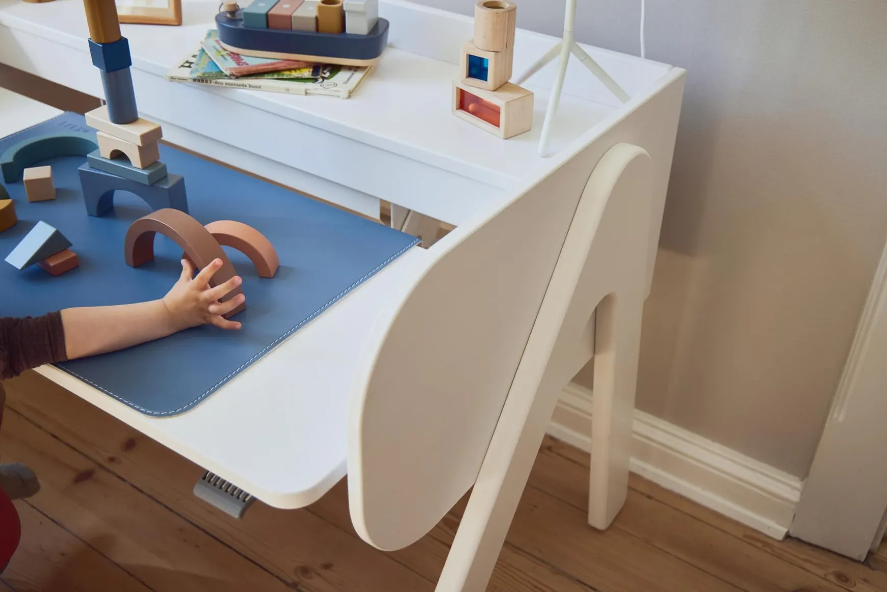FLEXA Desks*Woody